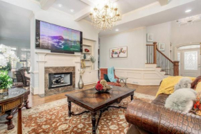 Beautiful 5BR 5BA with Hot Tub in Sandy Springs
